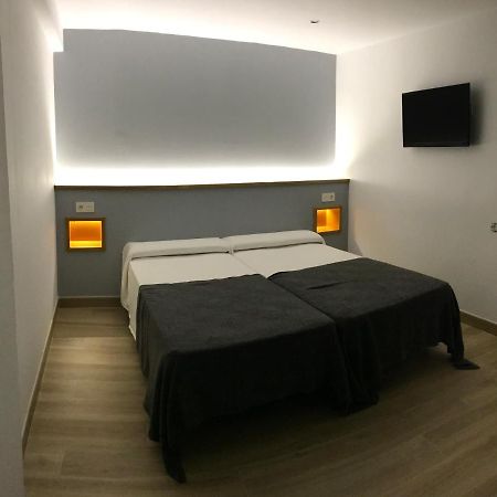 Hostal Libertad Χιχόν Εξωτερικό φωτογραφία