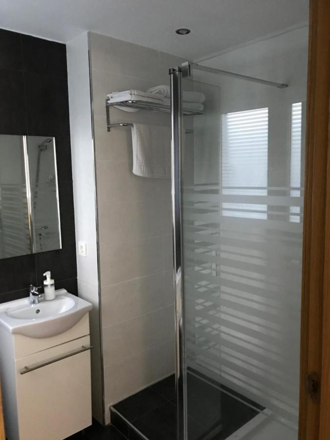 Hostal Libertad Χιχόν Εξωτερικό φωτογραφία
