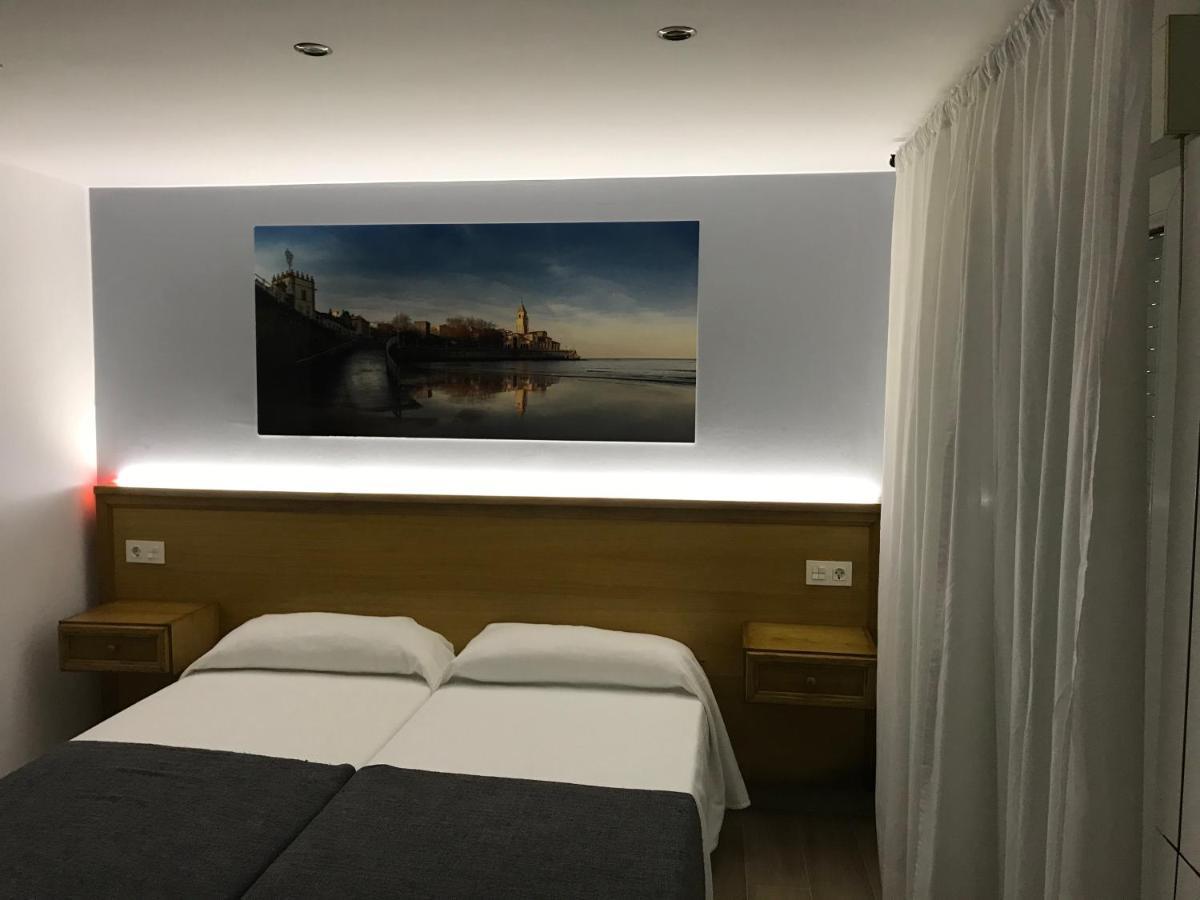 Hostal Libertad Χιχόν Εξωτερικό φωτογραφία