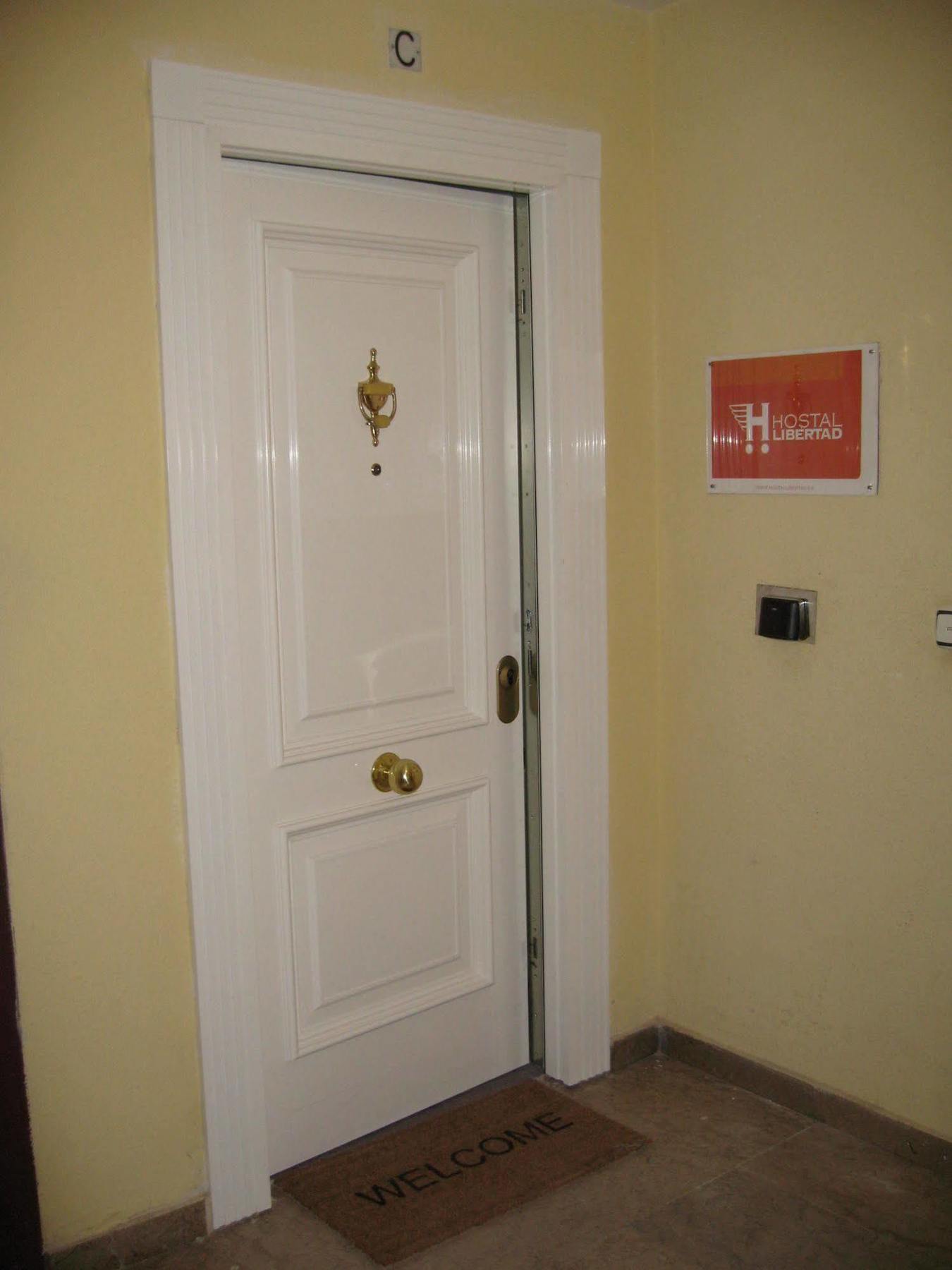 Hostal Libertad Χιχόν Εξωτερικό φωτογραφία